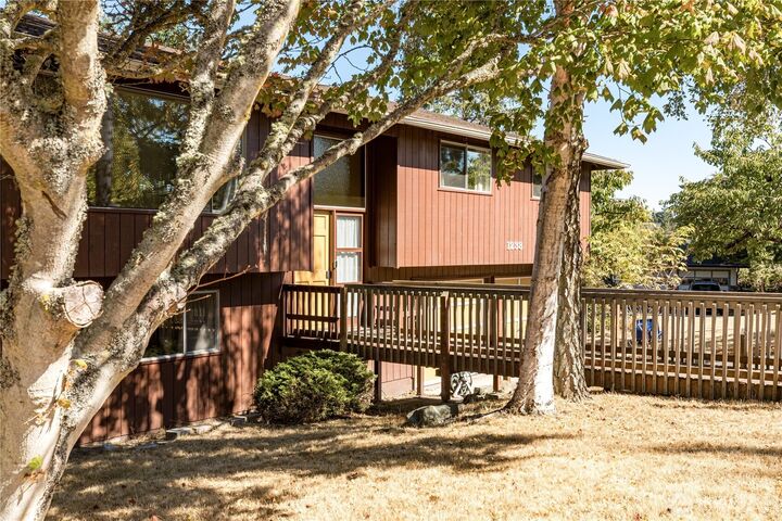 Property Photo:  1238 SW Lopez Drive  WA 98277 