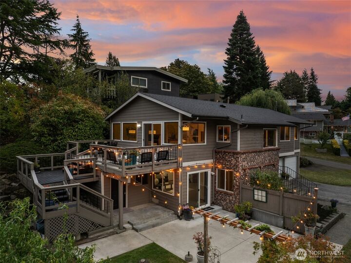 Property Photo:  2738 NW 90th Street  WA 98117 