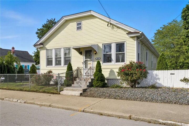 26 Blackburn Street  Pawtucket RI 02861 photo