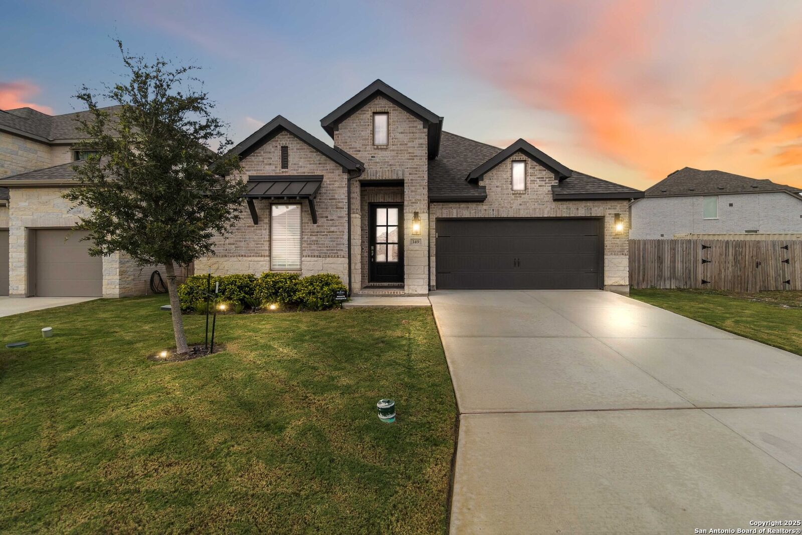 Property Photo:  149 Red Oak  TX 78009 