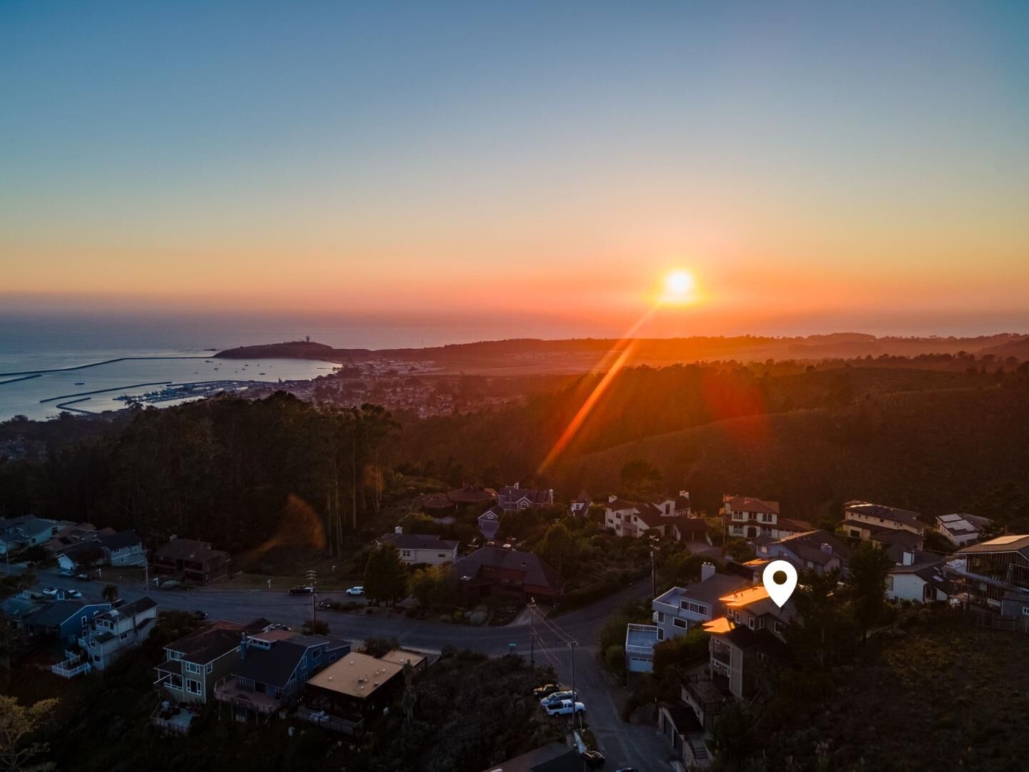 Property Photo:  107 Dolphine Avenue  CA 94018