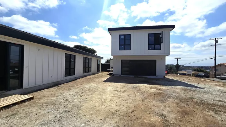 Property Photo: 227 Hill Dr CA 92083