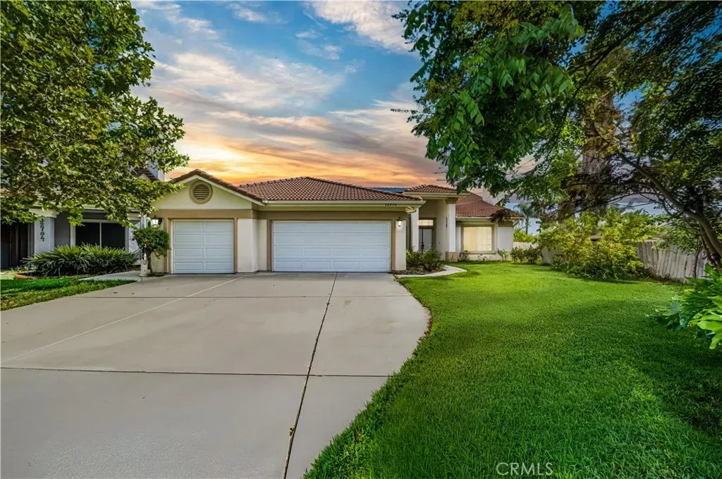 Property Photo:  32720 Starlight  CA 92595 
