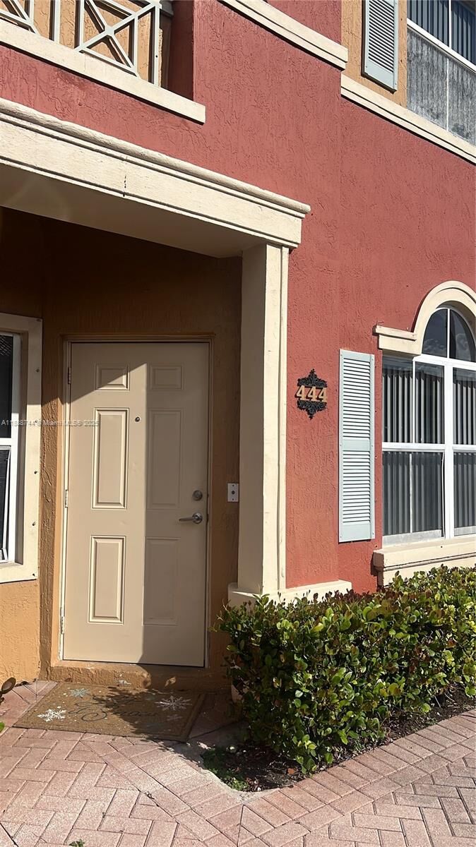 6202 NW 116th Pl 444  Doral FL 33178 photo