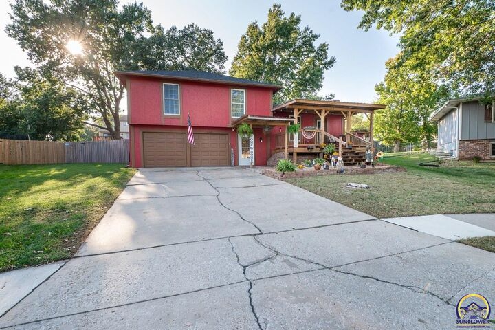 Property Photo:  6549 SW 26th Ct  KS 66614 