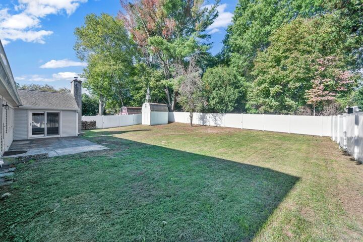 Property Photo:  156 Meadow Street  CT 06461 