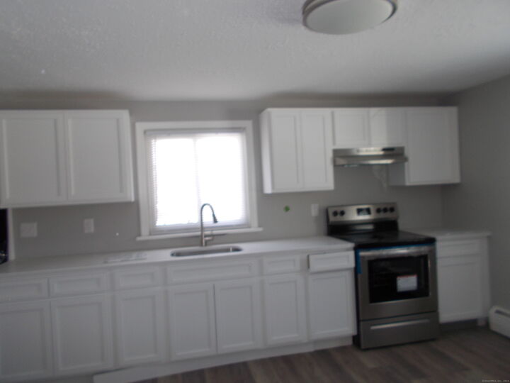 Property Photo:  29 Benton Street  CT 06098 