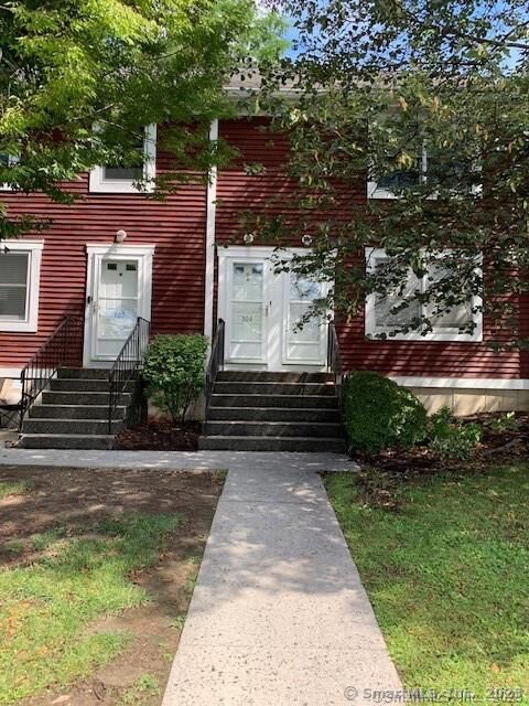 Property Photo:  7 Dean Street 304  CT 06810 
