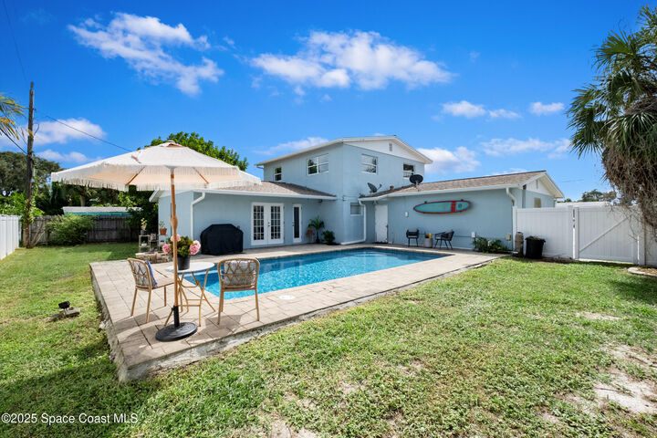 Property Photo:  429 S Neptune Drive  FL 32937 