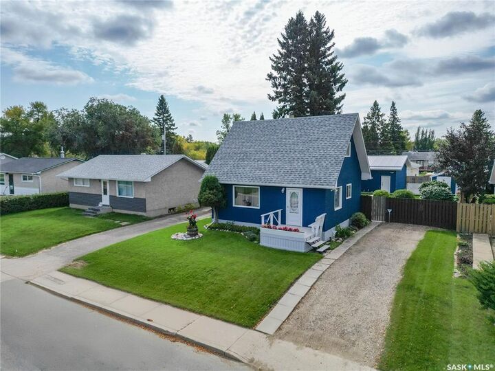 Property Photo: 1377 Goshen Place SK S6V 0R7