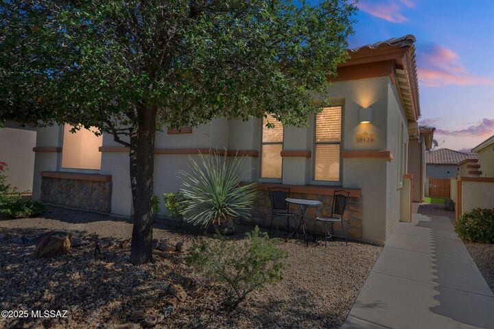 10126 S Azure Surrey Drive  Vail AZ 85641 photo