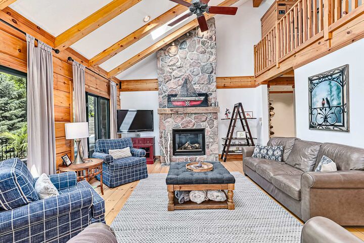 Property Photo:  108 Cortina Crescent  ON L9Y 3Z2 