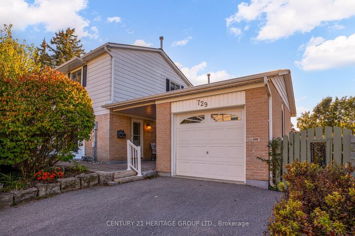 Property Photo: 729 Beman Drive ON L3Y 4Z3