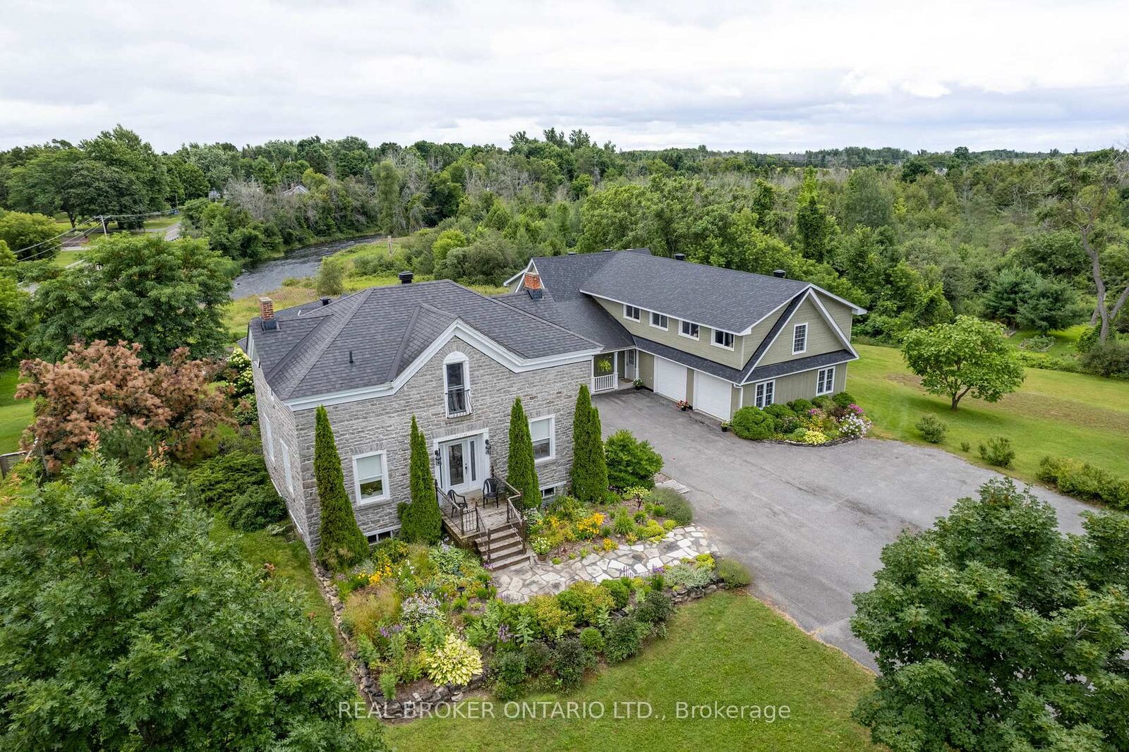 Property Photo:  2486 County Rd 18 Concession  ON K0G 1J0 
