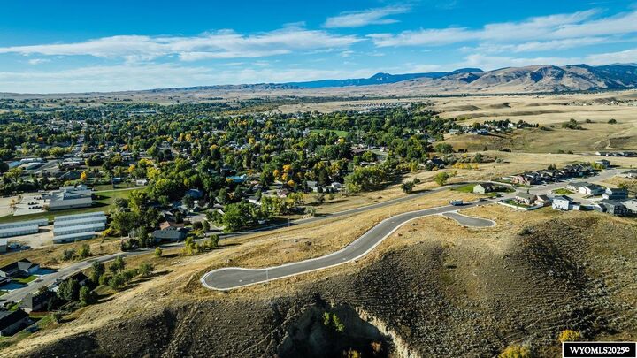 Property Photo: 210 Coyote Court WY 82834
