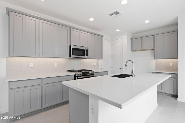 Property Photo:  3945 S Verbena Avenue  AZ 85212 