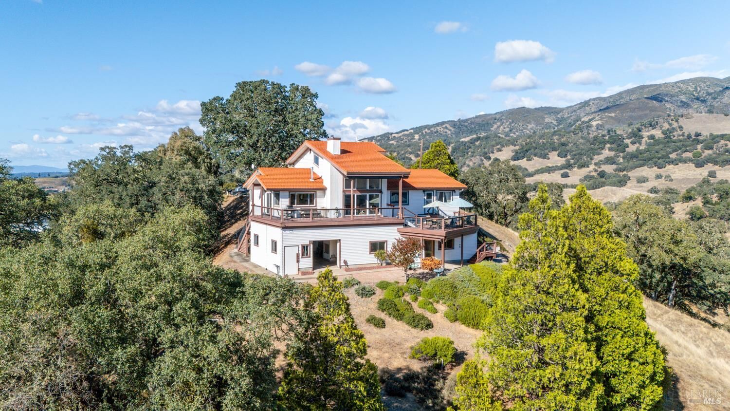 Property Photo: 681 Sanel Drive CA 95482