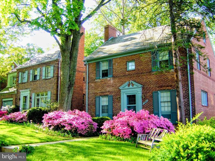 Property Photo:  3420 Livingston Street NW  DC 20015 