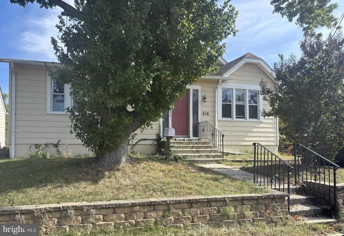 Property Photo: 516 Huntington Avenue NJ 08029