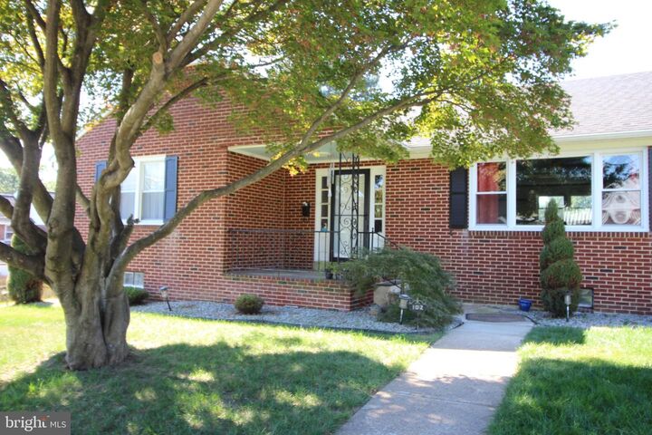 Property Photo: 102 Portland Avenue DE 19804