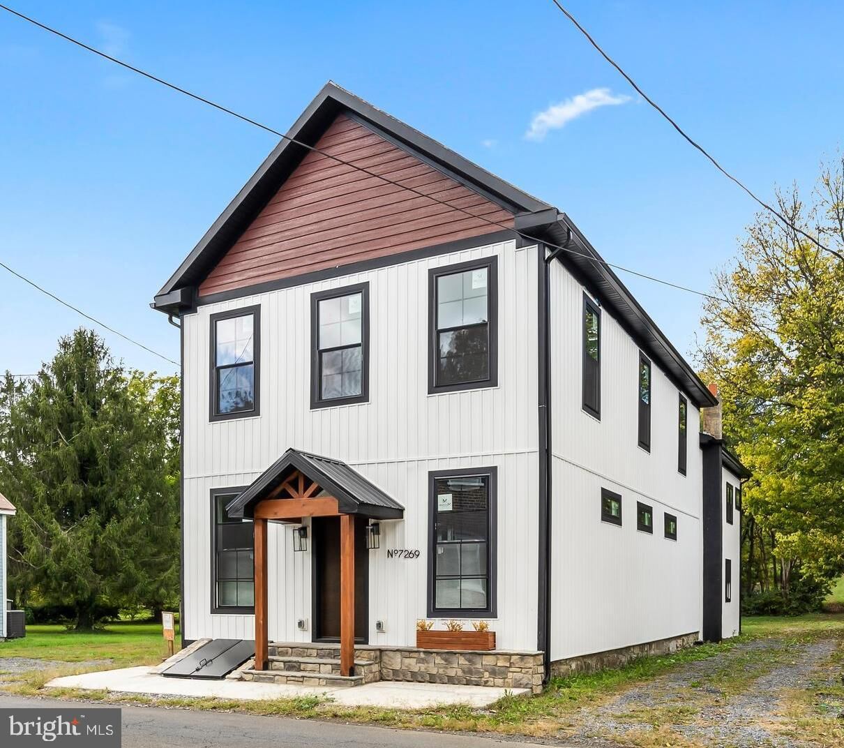 Property Photo: 7269 Queen Street WV 25430