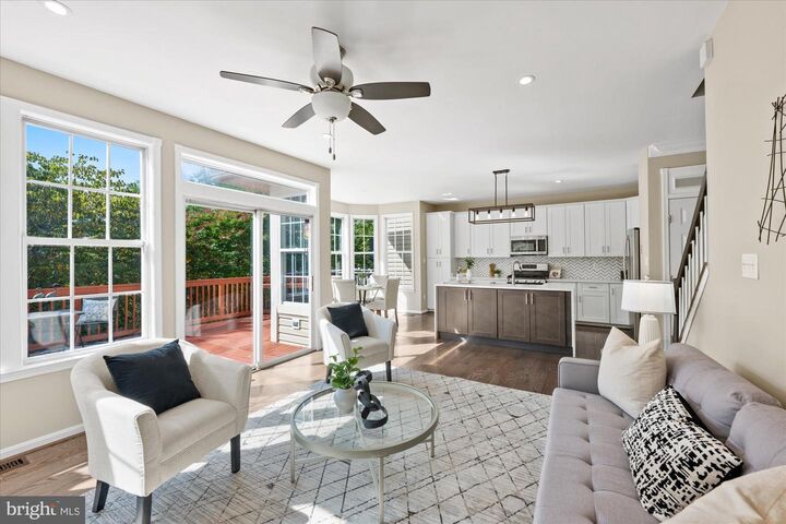 13438 Burrough Farm Drive  Herndon VA 20171 photo