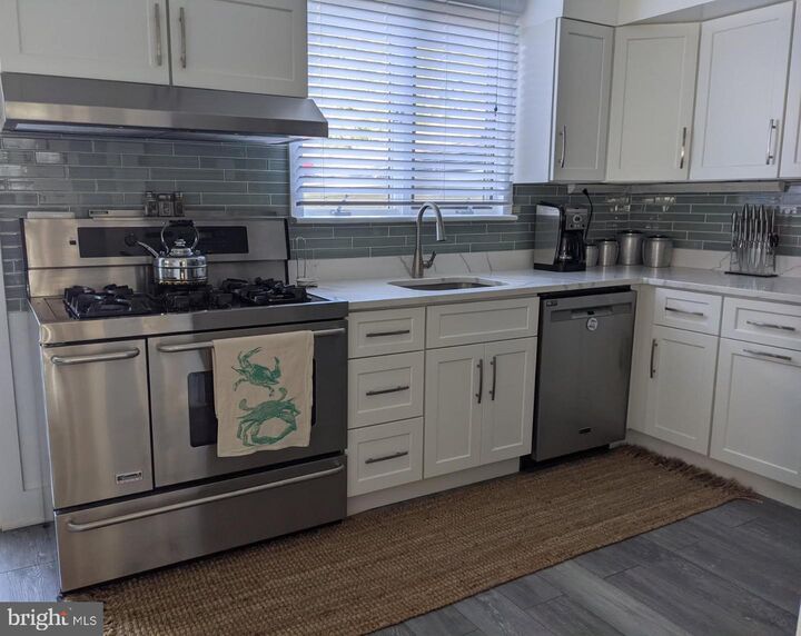 Property Photo:  306 Skipper Lane  MD 21619 