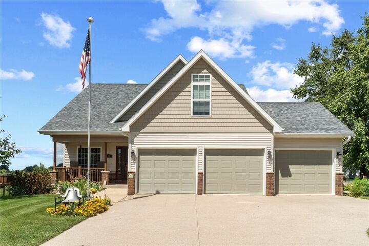 110 Willow Lane  North Liberty IA 52317 photo