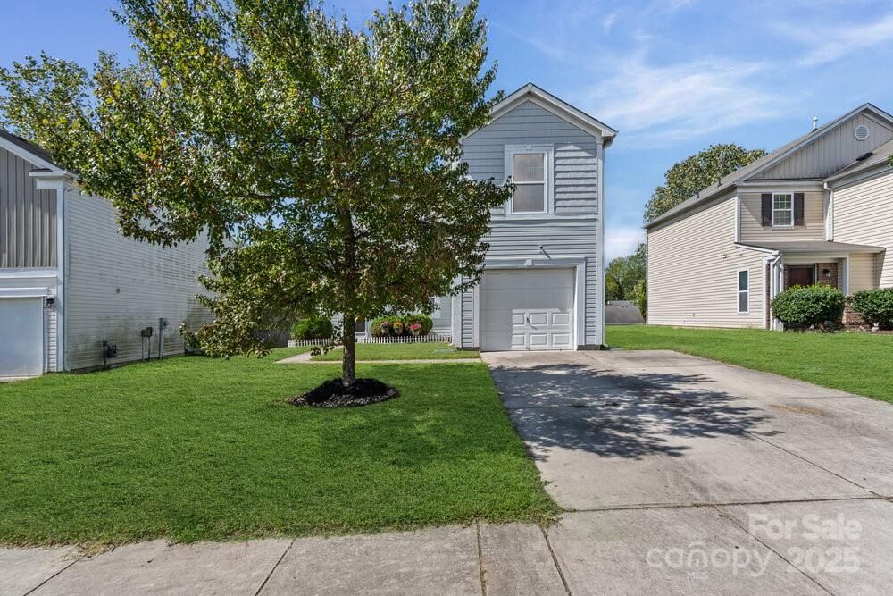Property Photo:  7125 Bullock Drive  NC 28214 