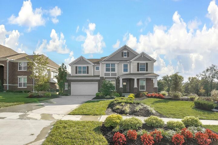 8141 Stone Drive  West Chester OH 45241 photo