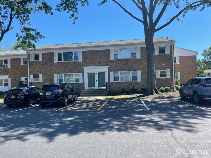 182 Evergreen Road 3B  Edison NJ 08837 photo
