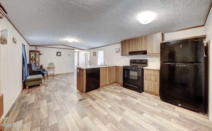 Property Photo: 12539 Silver Lake Road FL 32438