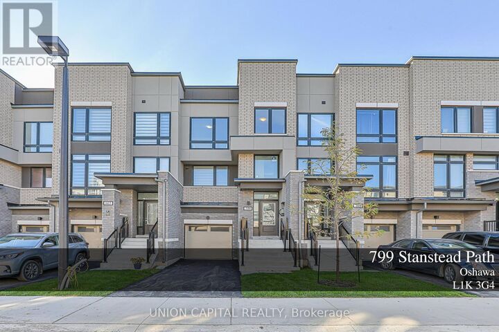 799 Stanstead Path  Oshawa (Samac) ON L1K 3G4 photo