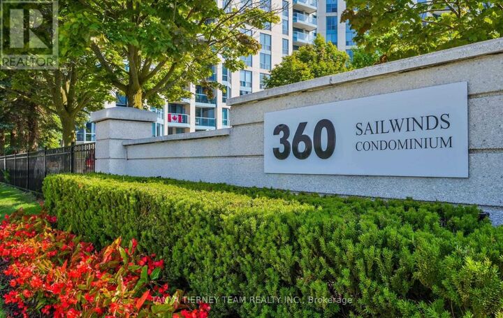Property Photo:  360 Watson Street 805  ON L1N 9G2 