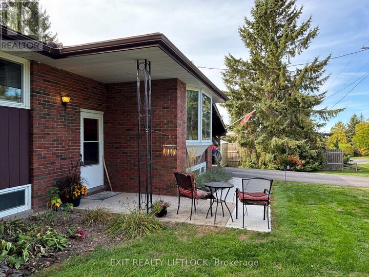 Property Photo:  1276 Beavis Boulevard  ON K0L 1H0 