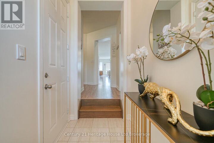 Photo de la propriété:  37 Harvest Avenue  ON N4G 0H9 