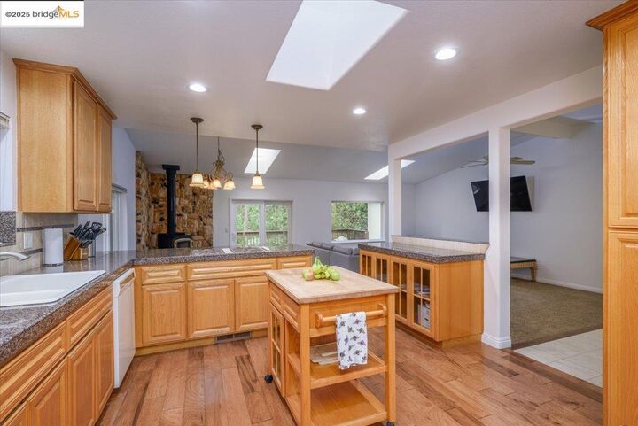 Property Photo: 22749 Confidence Rd CA 95383