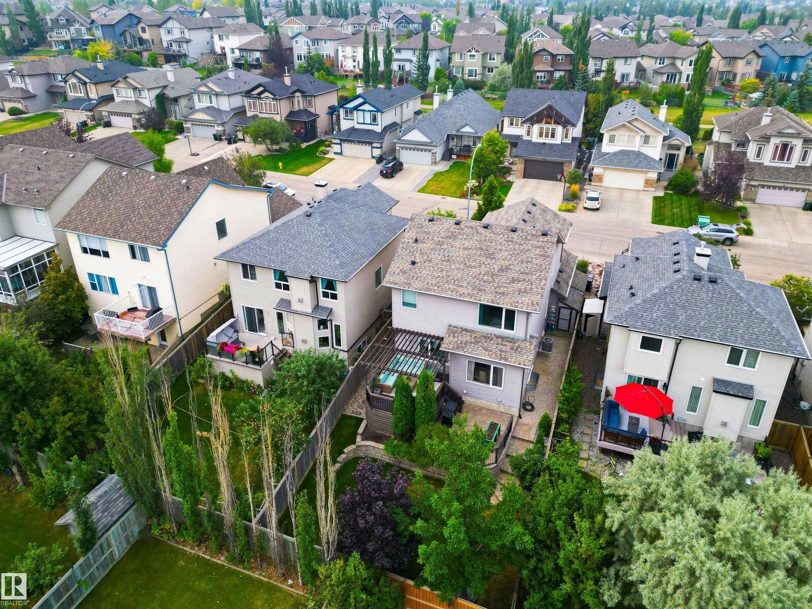 Property Photo:  90 Carlyle Crescent  AB T8H 2T8 