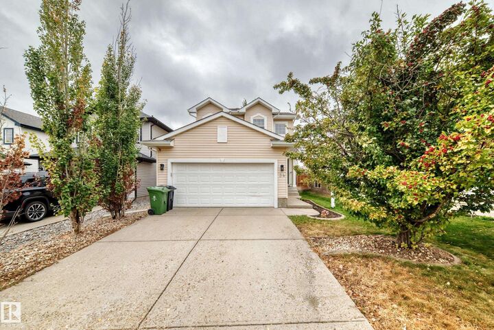 34 Wisteria Lane  Fort Saskatchewan AB T8L 0B4 photo