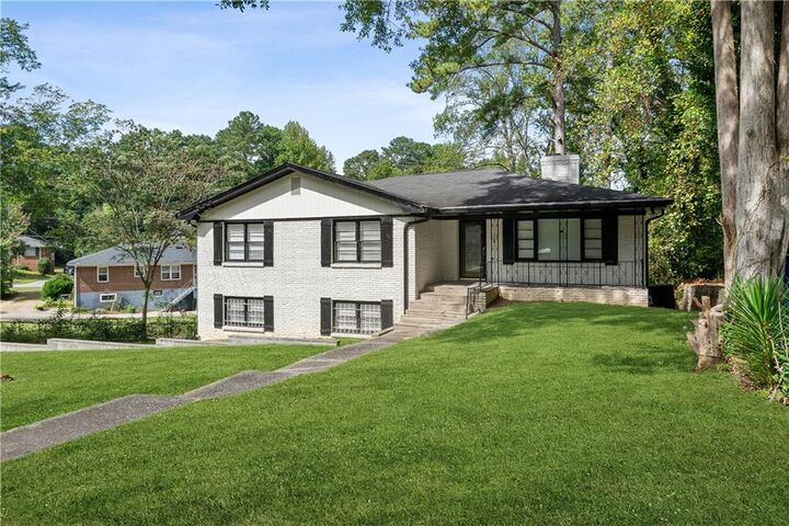 Property Photo: 1747 Detroit Court NW GA 30314