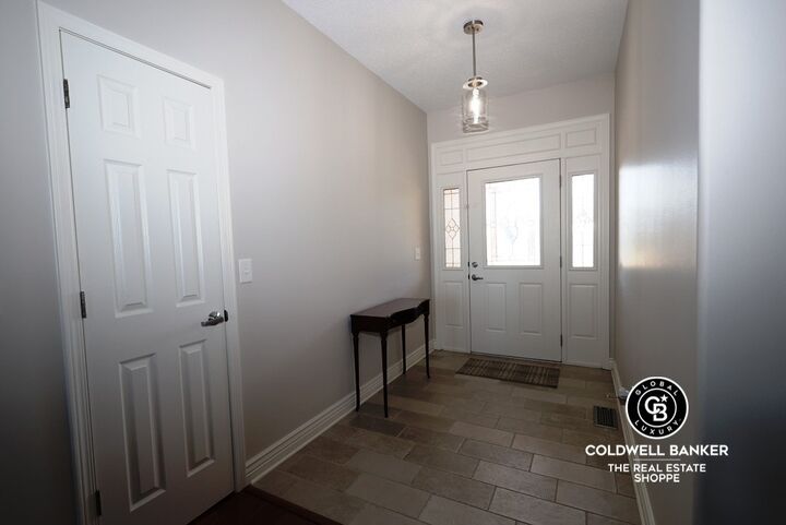 Property Photo:  1704 Grandview Drive E  KS 67846 