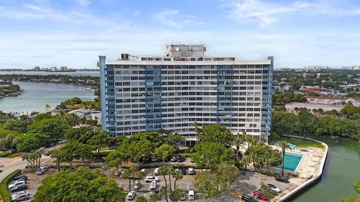 Property Photo:  7441 Wayne Ave 10C  FL 33141 