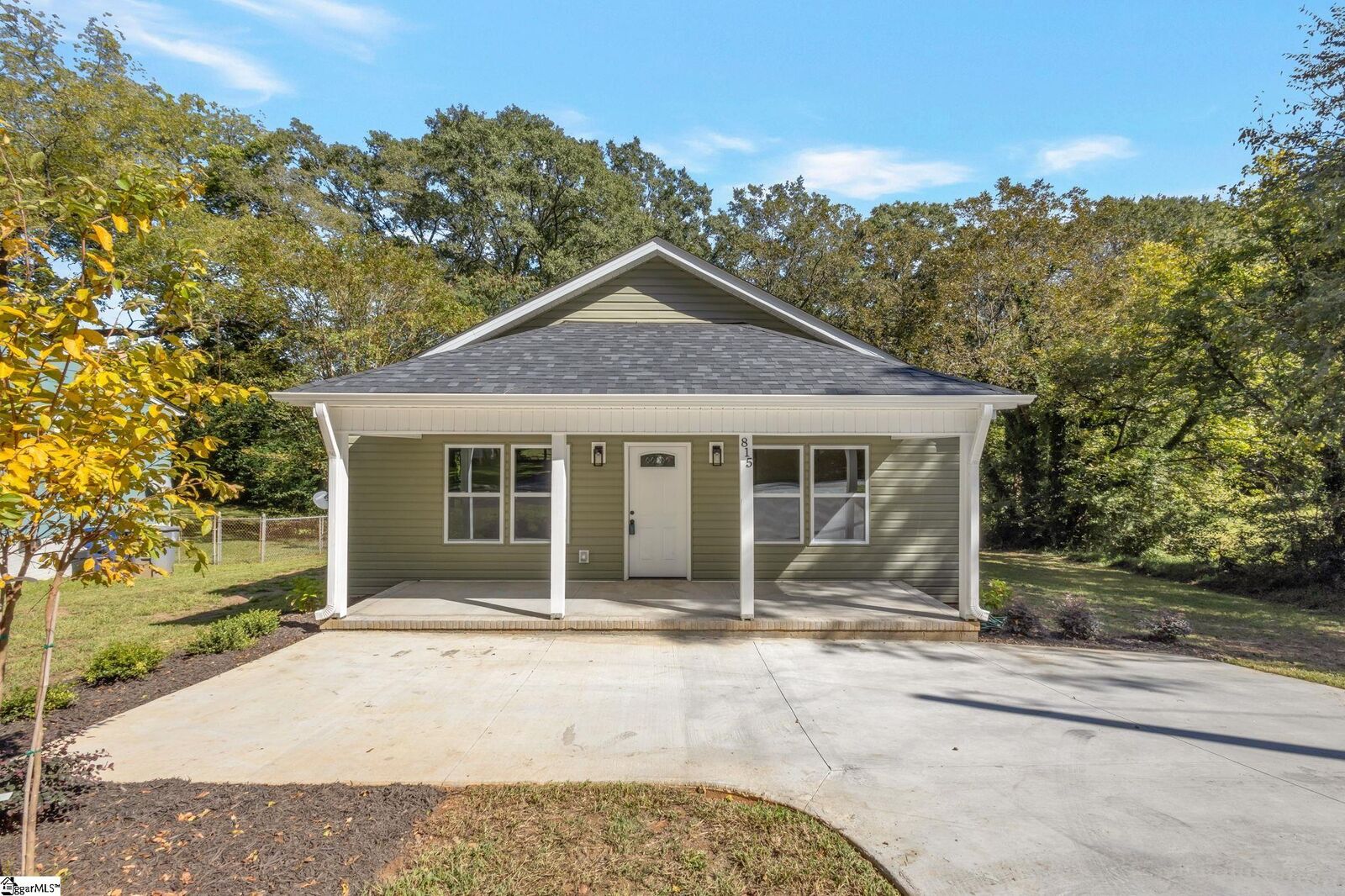 Property Photo:  815 S Liberty Street  SC 29306 