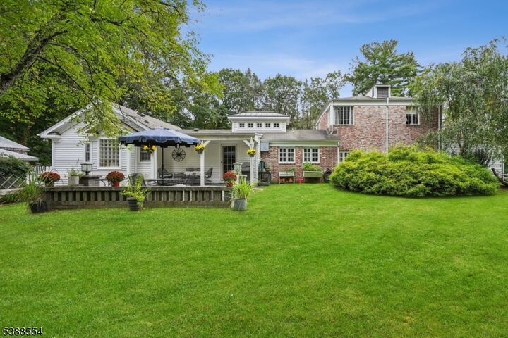 Property Photo:  71 Treadwell Ave  NJ 07940 