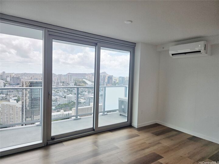 1515 Liona Street 4007L  Honolulu HI 96814 photo