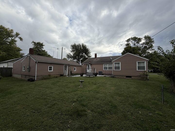 Property Photo:  322 N Washington Street  IN 47471 