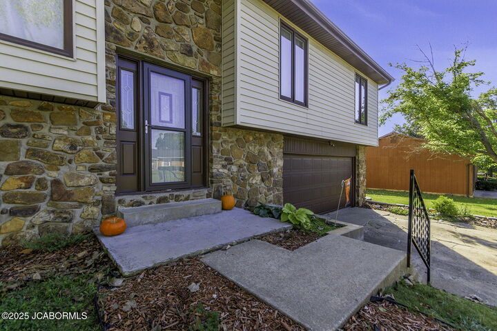 Property Photo: 1346 Bennington Street MO 65265