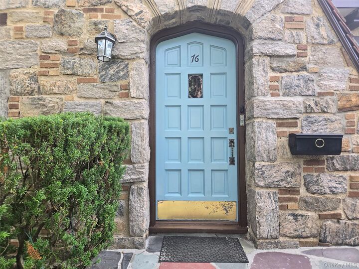 76 Vaughn Avenue  New Rochelle NY 10801 photo