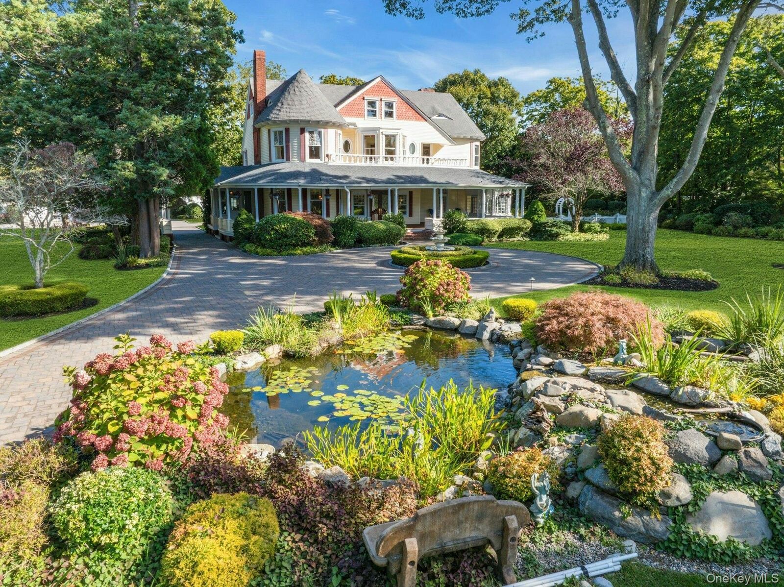 Property Photo:  661 Middle Road  NY 11705 