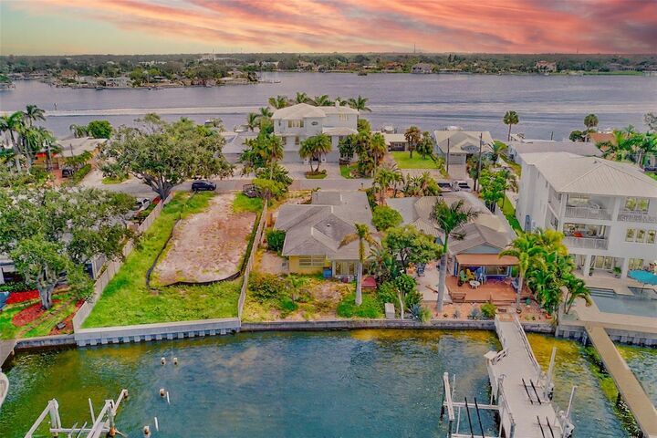 Property Photo: 521 20th Avenue FL 33785